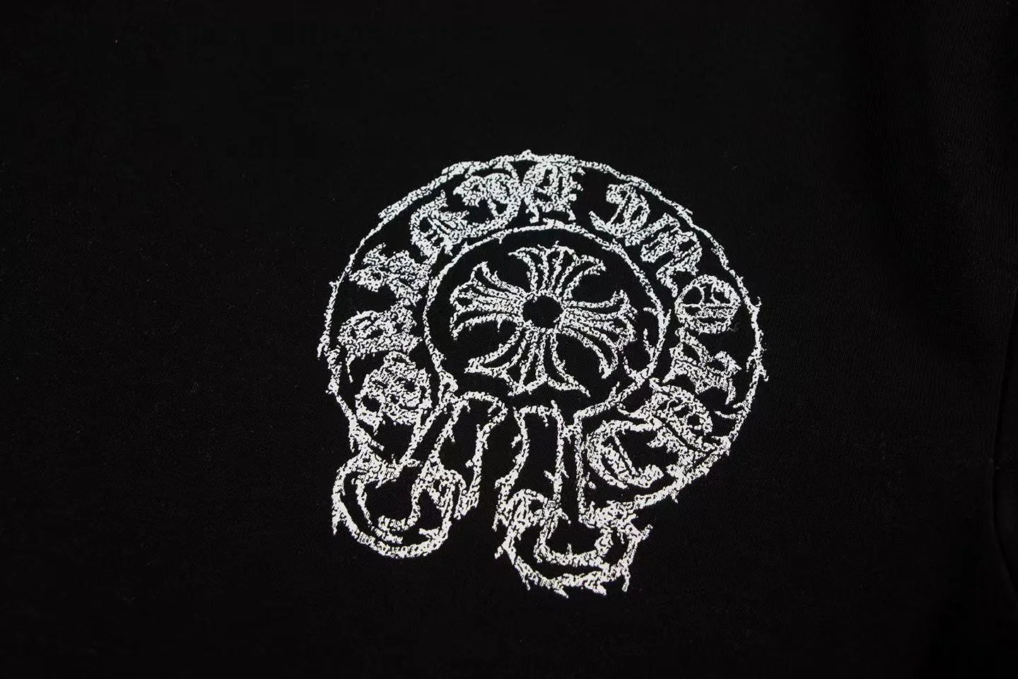 🅿️146) Style: 2025 new Croix Heart short-sleeved T-shirt Material: High version 300g double yarn combed cotton Size: S～XL Color: Black Style number: Z013